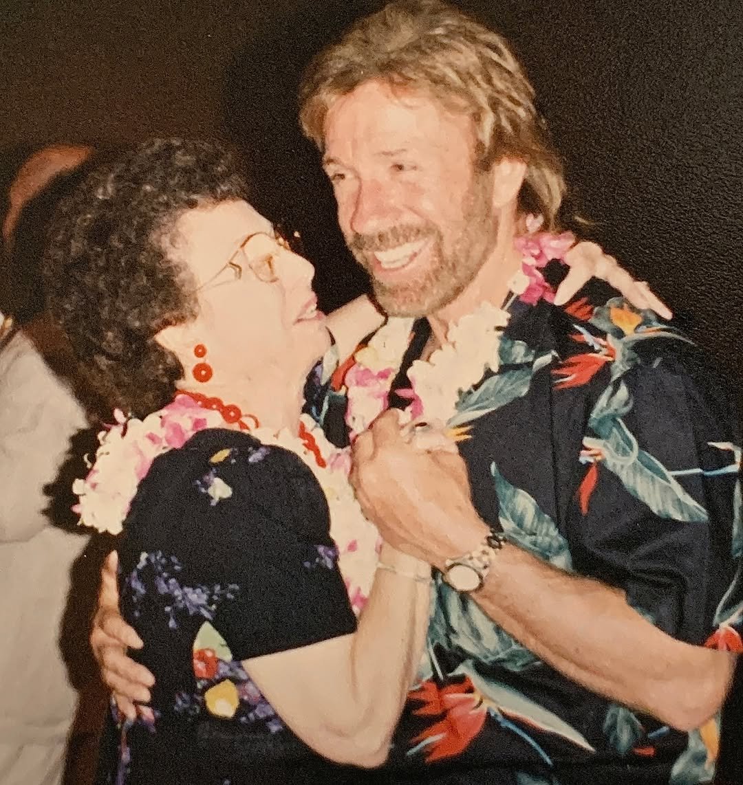 Chuck Norris z mamą 