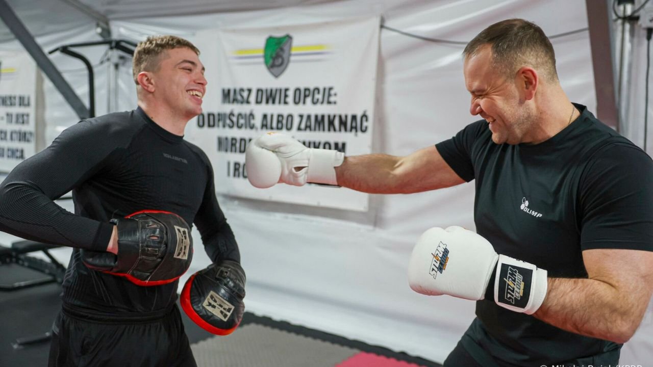 Polska traci fortunę przez jedno weto. Internet bez litości dla Nawrockiego: "Szkodnik i zdrajca" to dopiero początek