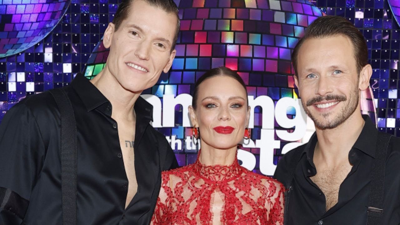 Magdalena Boczarska w koronkach wyeksponowała kobiecość w pełnej krasie. W namiętnym splocie z Banasiukiem zachwyciła jurorów [zdjęcia]