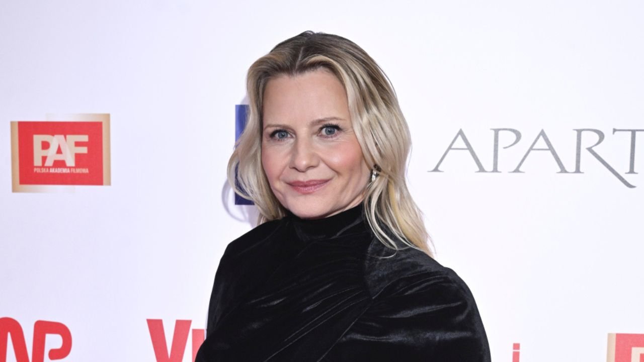 Małgorzata Kożuchowska postawiła na goliznę. Odważny prześwit obnażył ideał