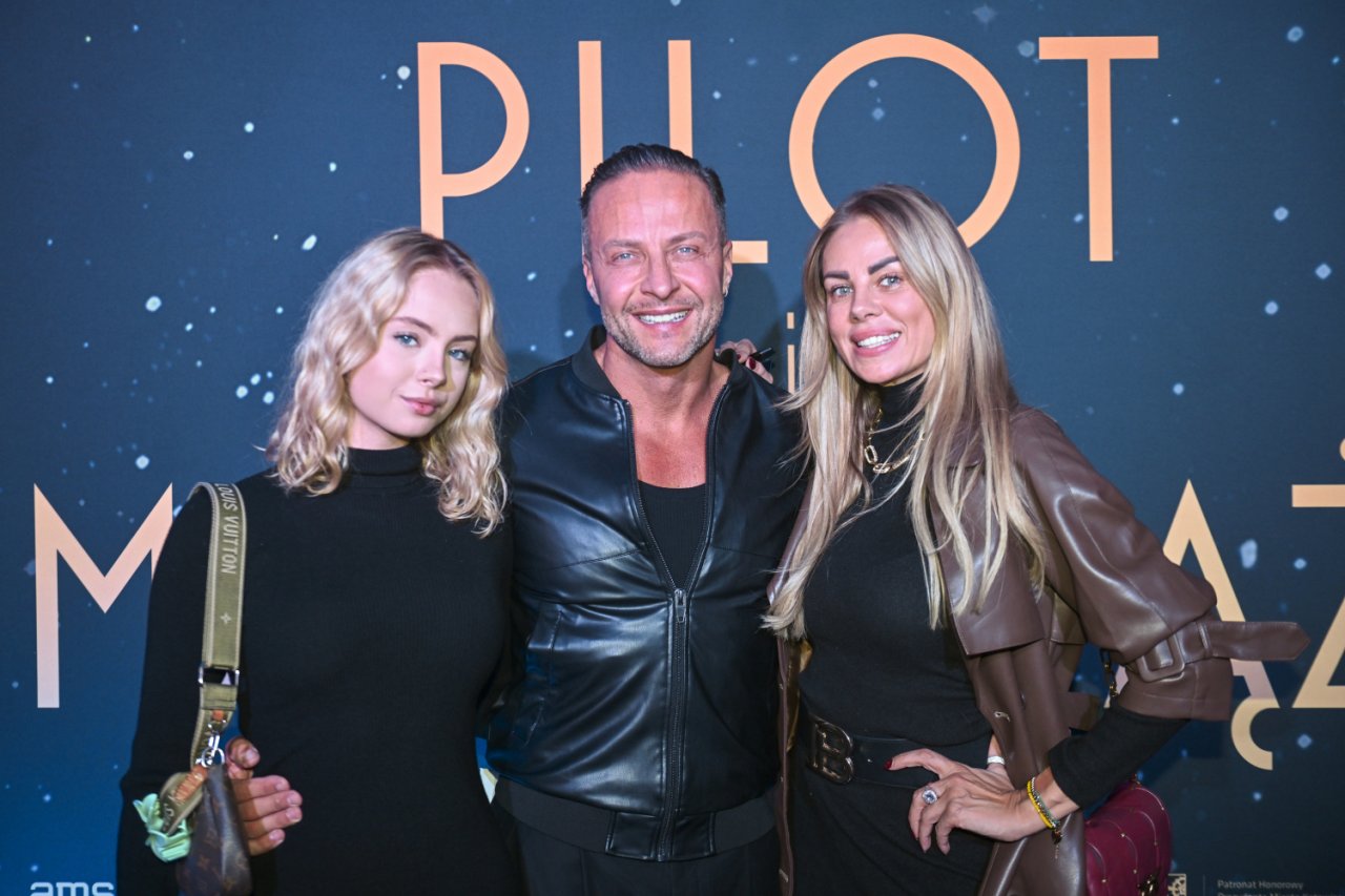 Mia Krupska z rodzicami