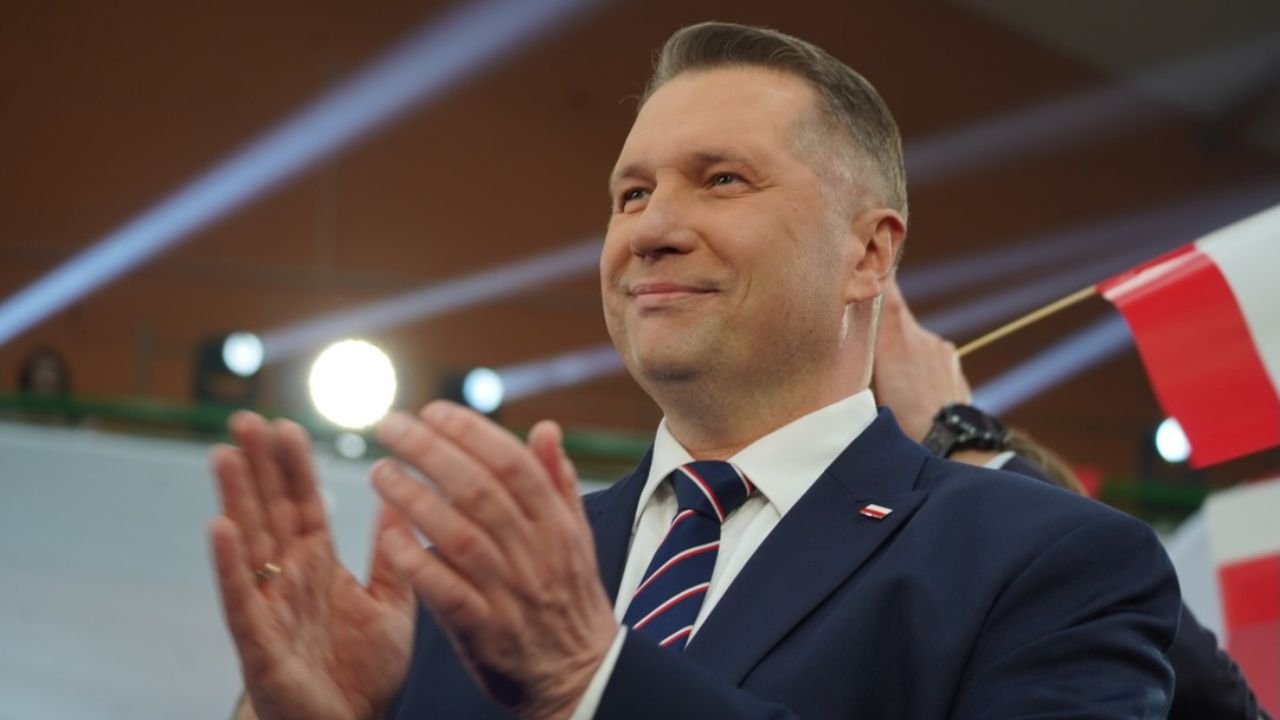 Rodzinny Goszczanów milczy o Czarnku. Wybudował im niemal wszystko, ale sąsiedzi uciekają przed kamerą