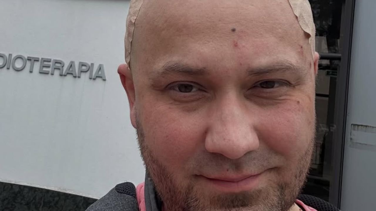 Adrian Szymaniak ze "Ślubu..." walczy z bezlitosnym nowotworem. Ujawnił szokującą kwotę, fani są wstrząśnięci: "To jest po prostu nieludzkie"