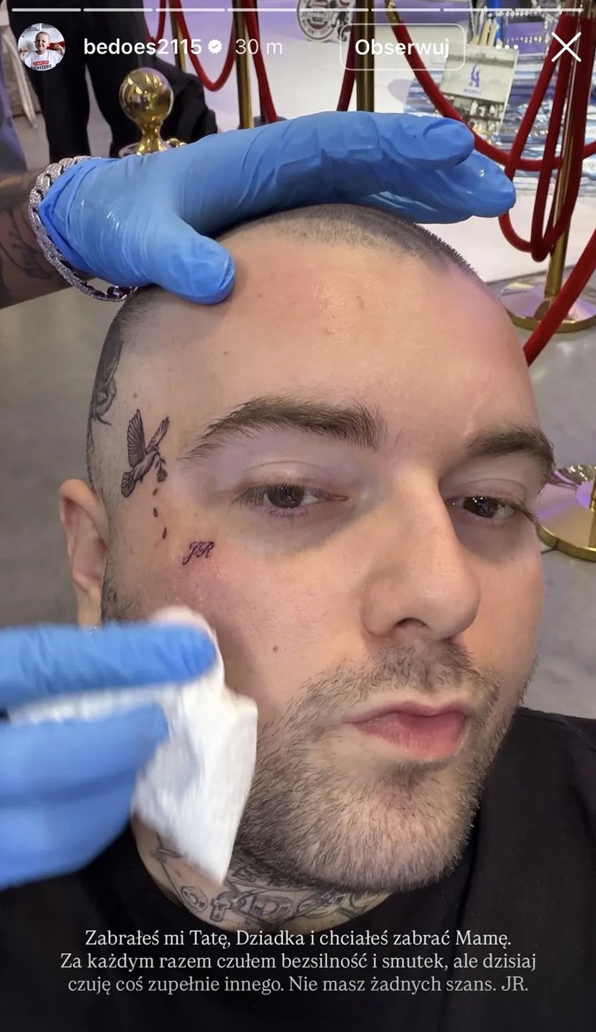 zbliżenie na twarze bedoesa