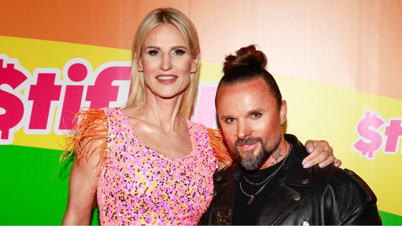 Wylaszczona Dominika Tajner wygląda jak Barbie. Na maksa schudła i wypięła talię osy