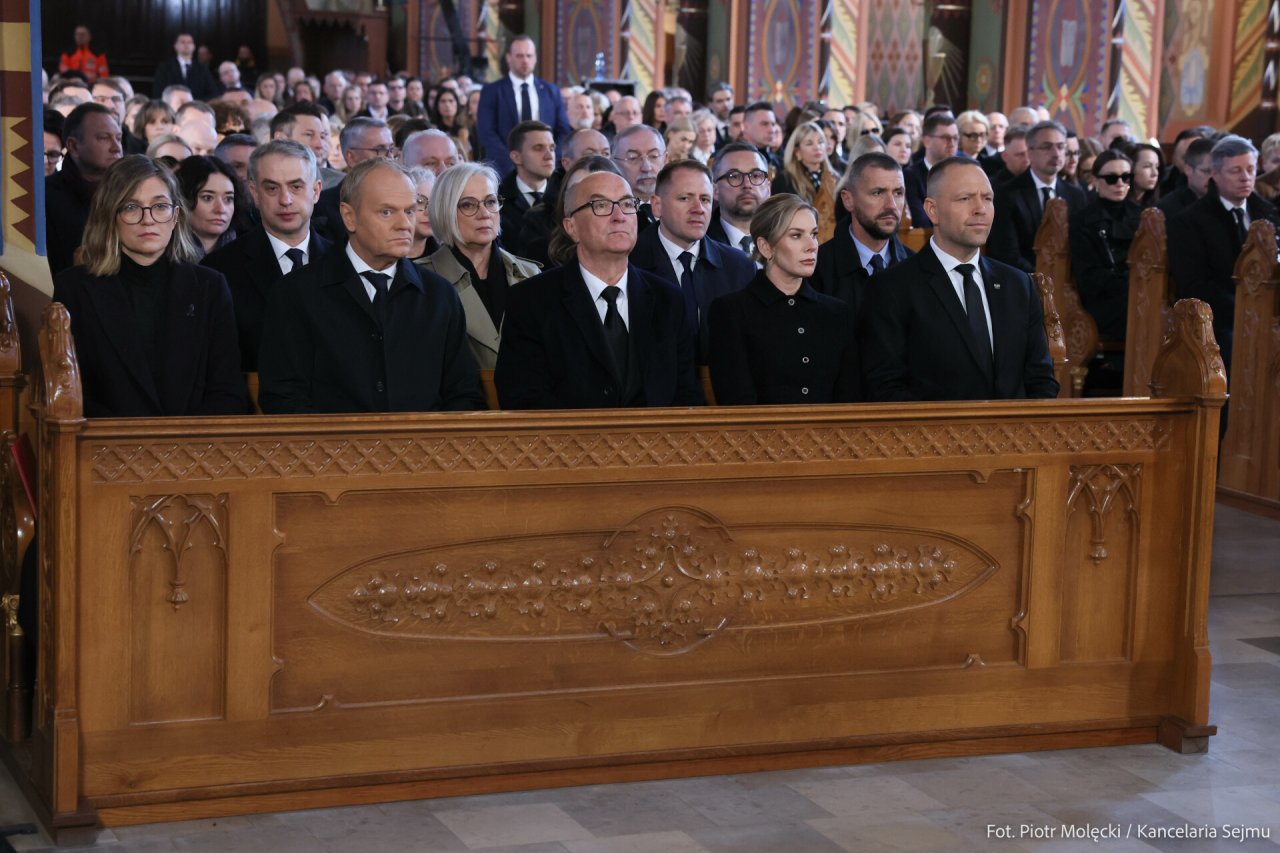 Magda Biejat, donald tusk, włodzimierz czarzasty, marta nawrocka, karol nawrocki - pogrzeb łukasza litewki