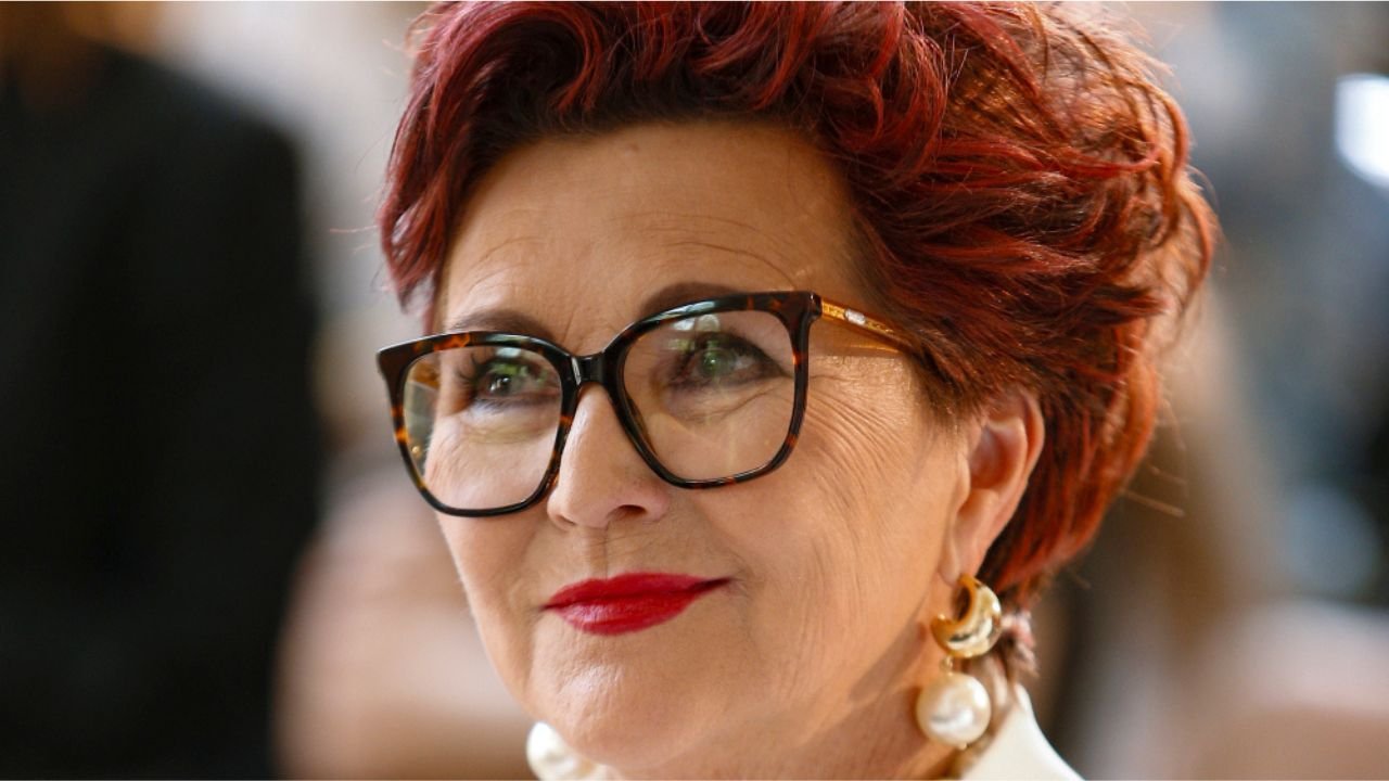 Szczęka opada! Jolanta Kwaśniewska na archiwalnych zdjęciach sprzed lat. Fani oniemieli: "Najpiękniejsza Pierwsza Dama" [zdjęcia]