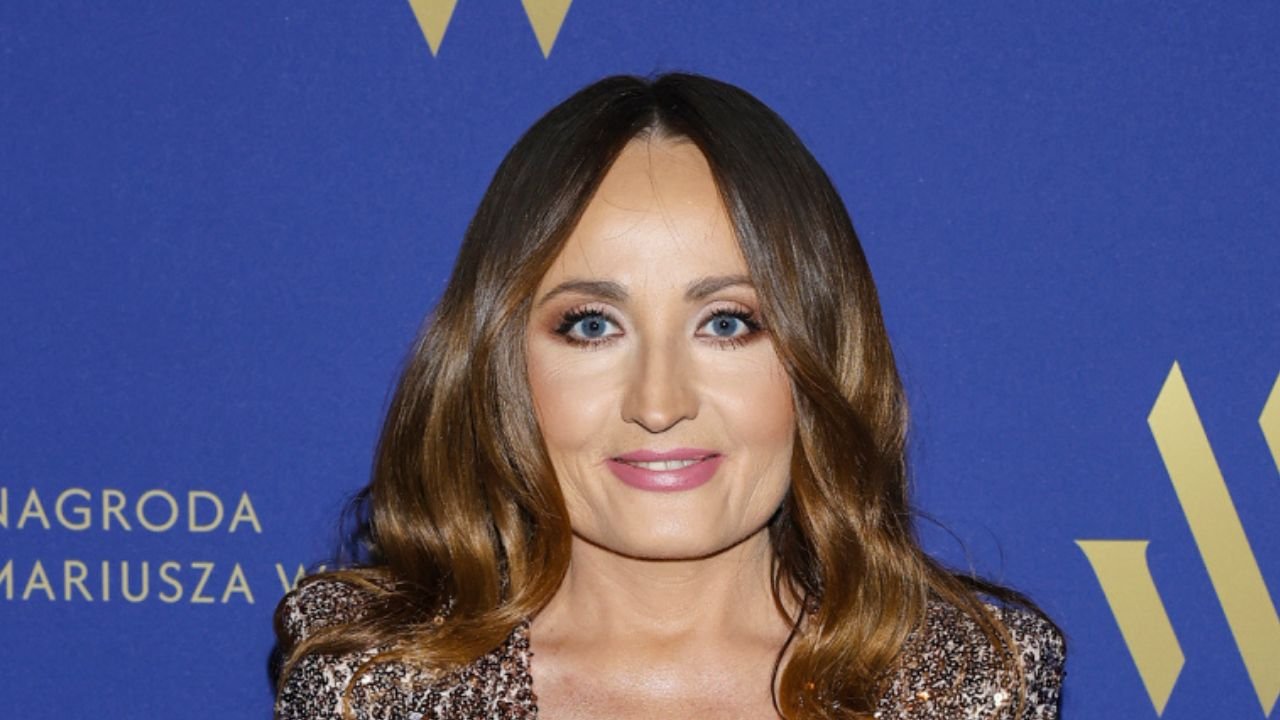 Justyna Dobrosz-Oracz pokazała kipiącą sensualnością siostrę. Fani w szoku: "Jak klony"