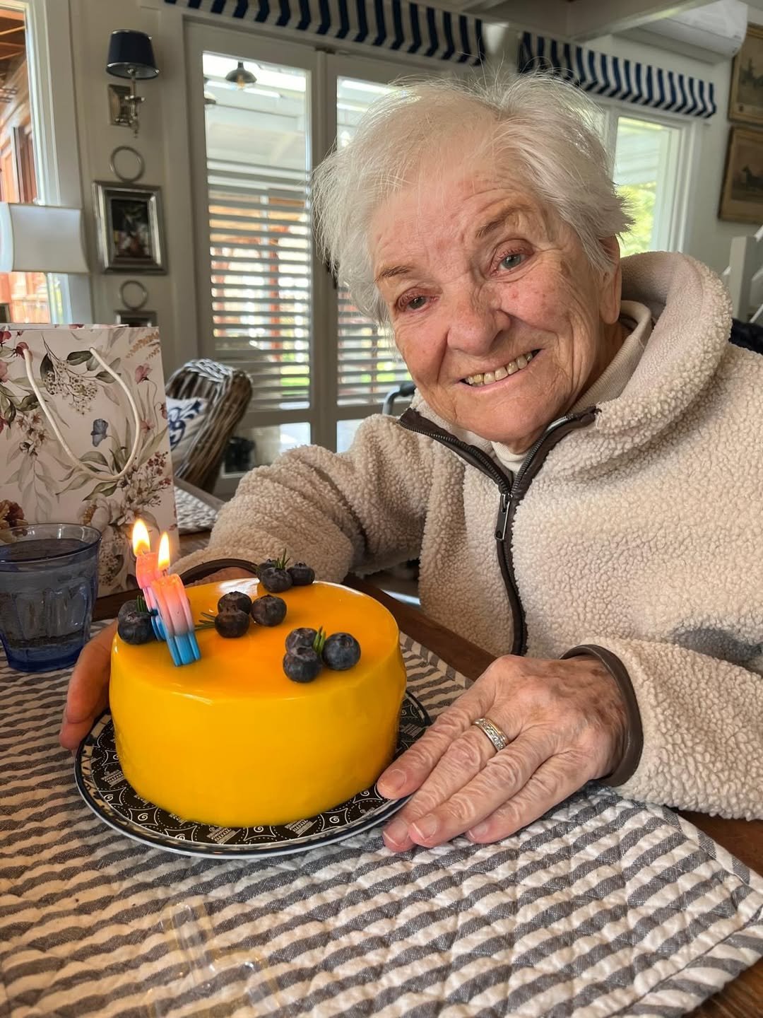 mama katarzyny dowbor z tortem