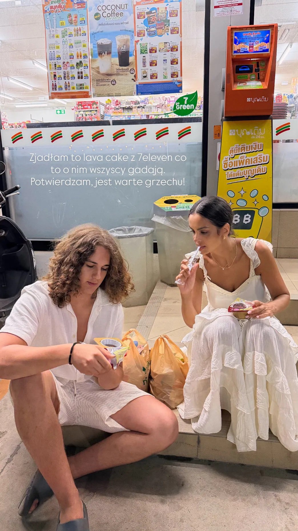 klaudia el dursi z synem w tajlandii