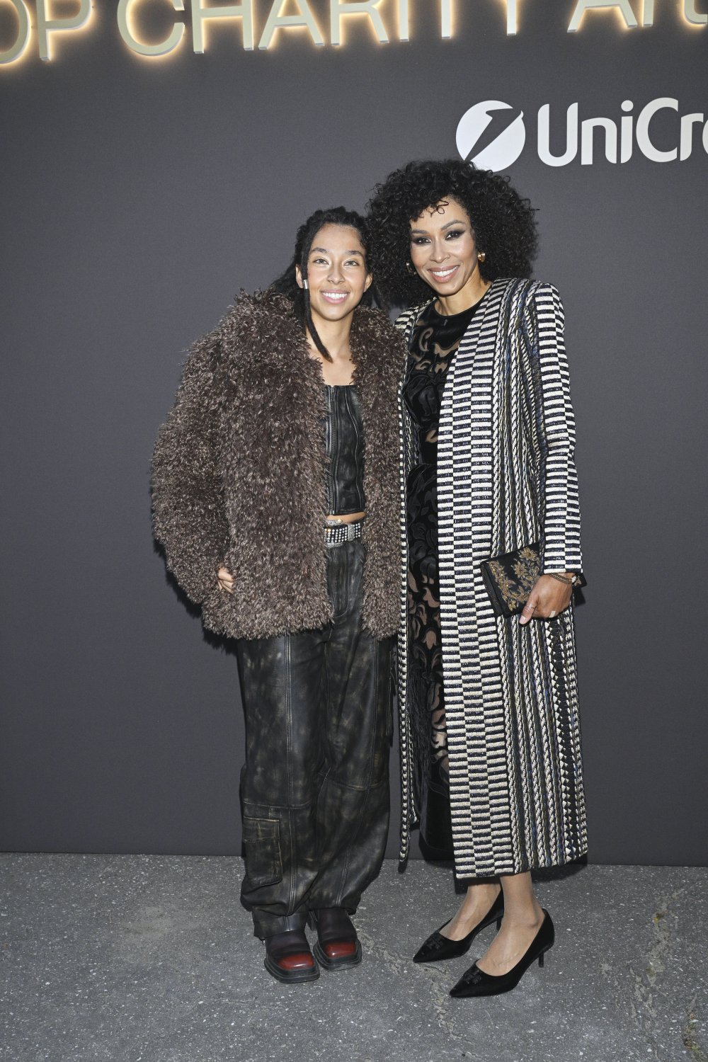 Omena Mensah z córką