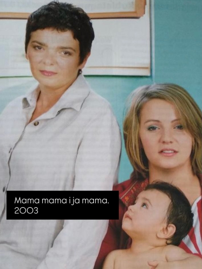 Dorota Szelągowska z mamą i dzieckiem na archiwalnym zdjęciu