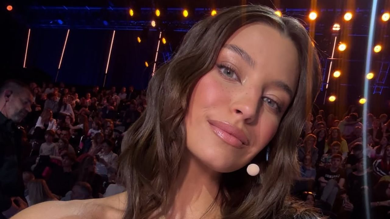 Rozgogolona Julia Wieniawa w drapieżnej skórze świeci stanikiem. Fani w szoku: "To już przesada" [zdjęcia]