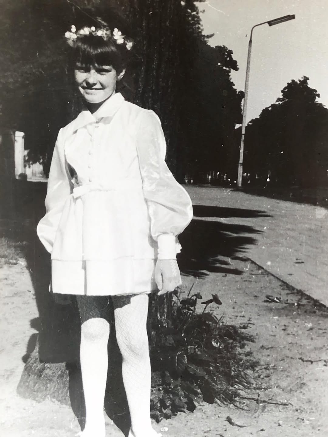 Katarzyna Dowbor na zdjęciu z komunii
