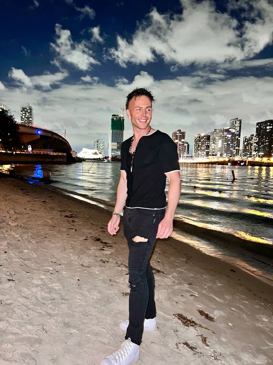 marcin roznowski nw plaży