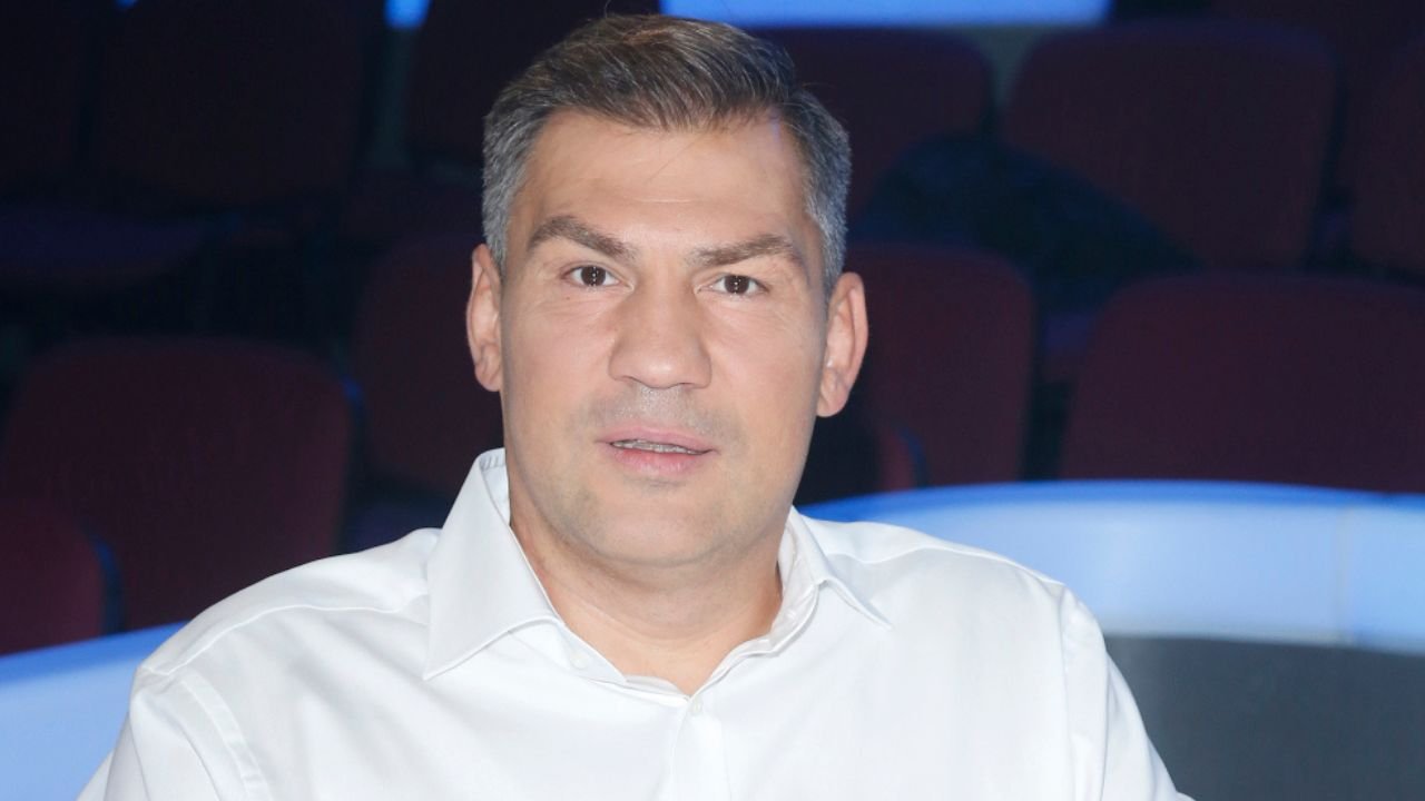 Niewiarygodne, jak wyrósł najmłodszy syn Michalczewskiego. 17-latek przerósł ojca i jest szalenie przystojny [zdjęcie]