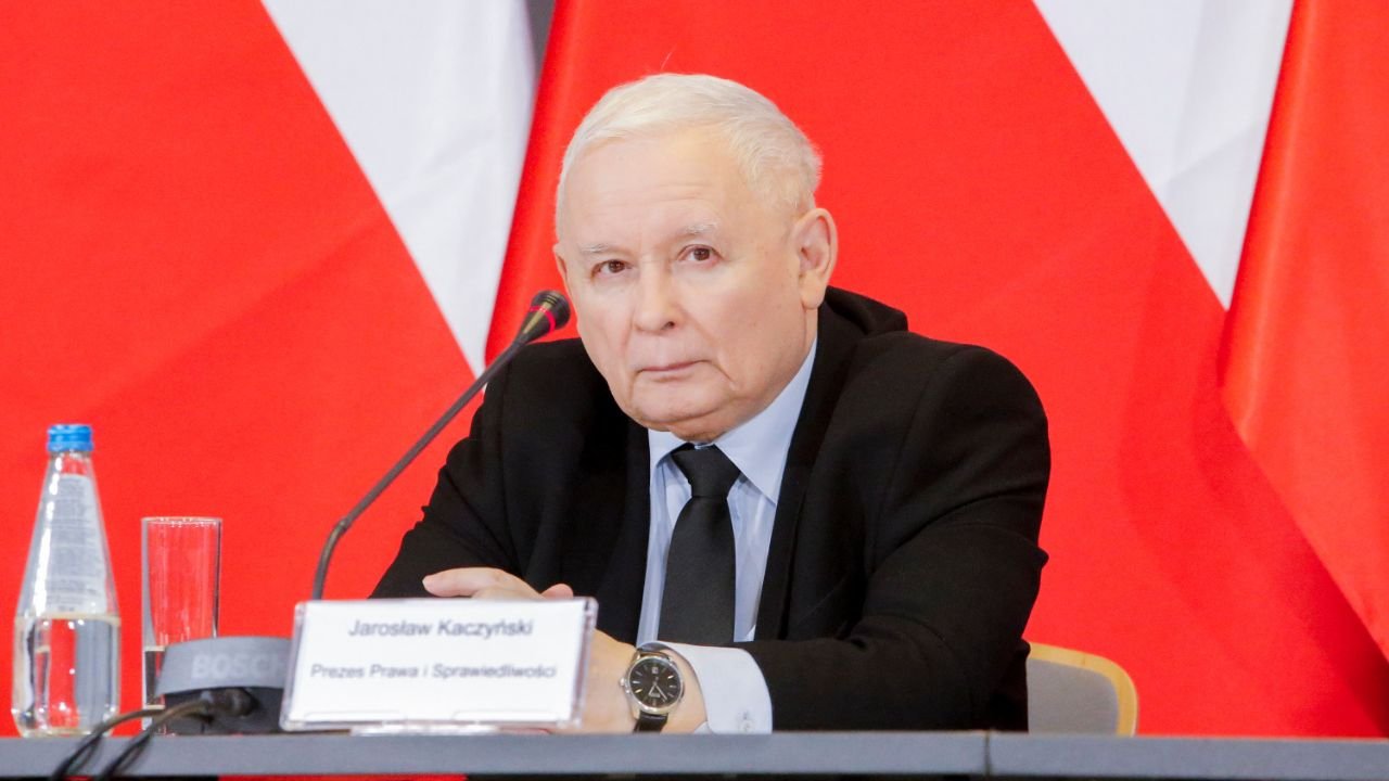 Kaczyński rzuca orderem Zełenskiego. Morawiecki wyłamuje się z partyjnego szeregu: "Nie zamierzam"