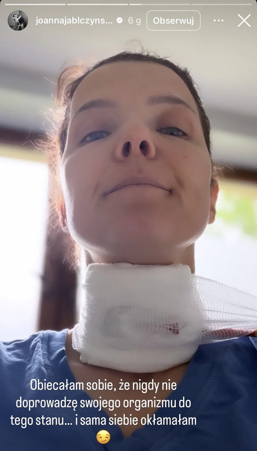 joanna jabłczyńska z opatrunkiem na szyi