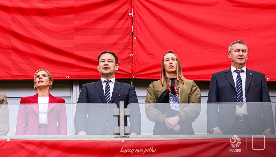 marta nawrocka, Łukasz Wachowski, Radosław Michalski, Katarzyna Kiedrzynek na meczu kobiecej piłki nożnej polska -francja