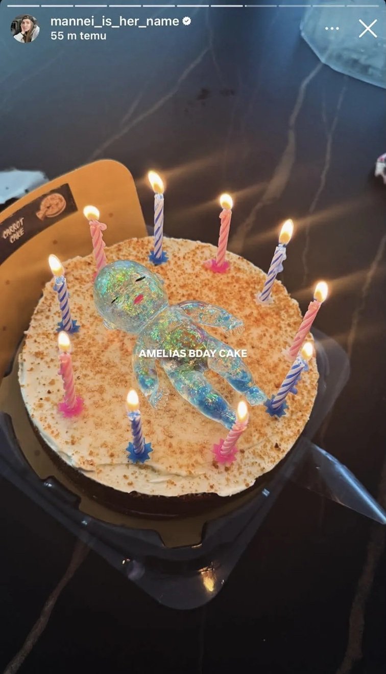 tort córki sary boruc z kosmicznym bobasem