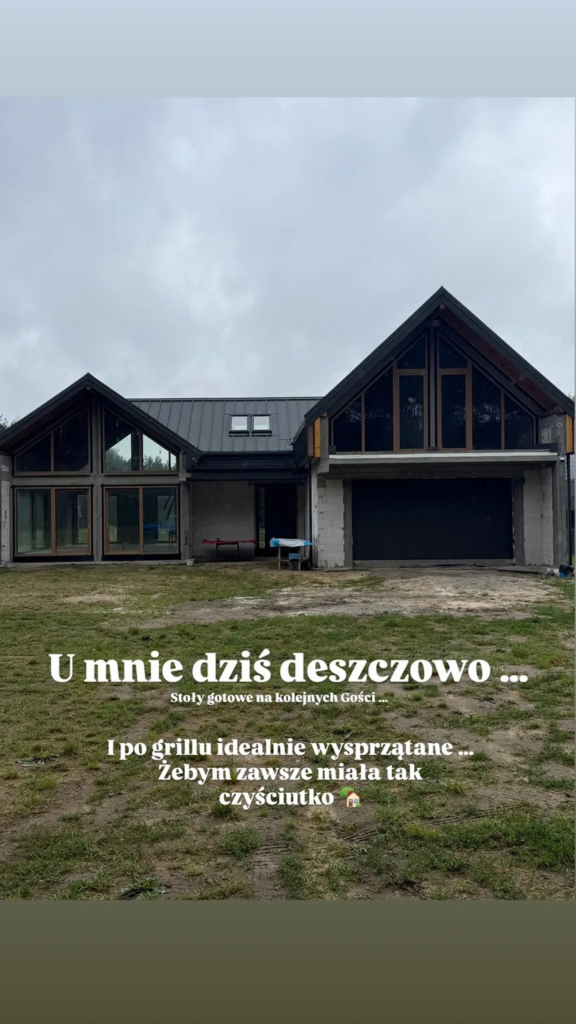 dom kingi zawodnik w budowie