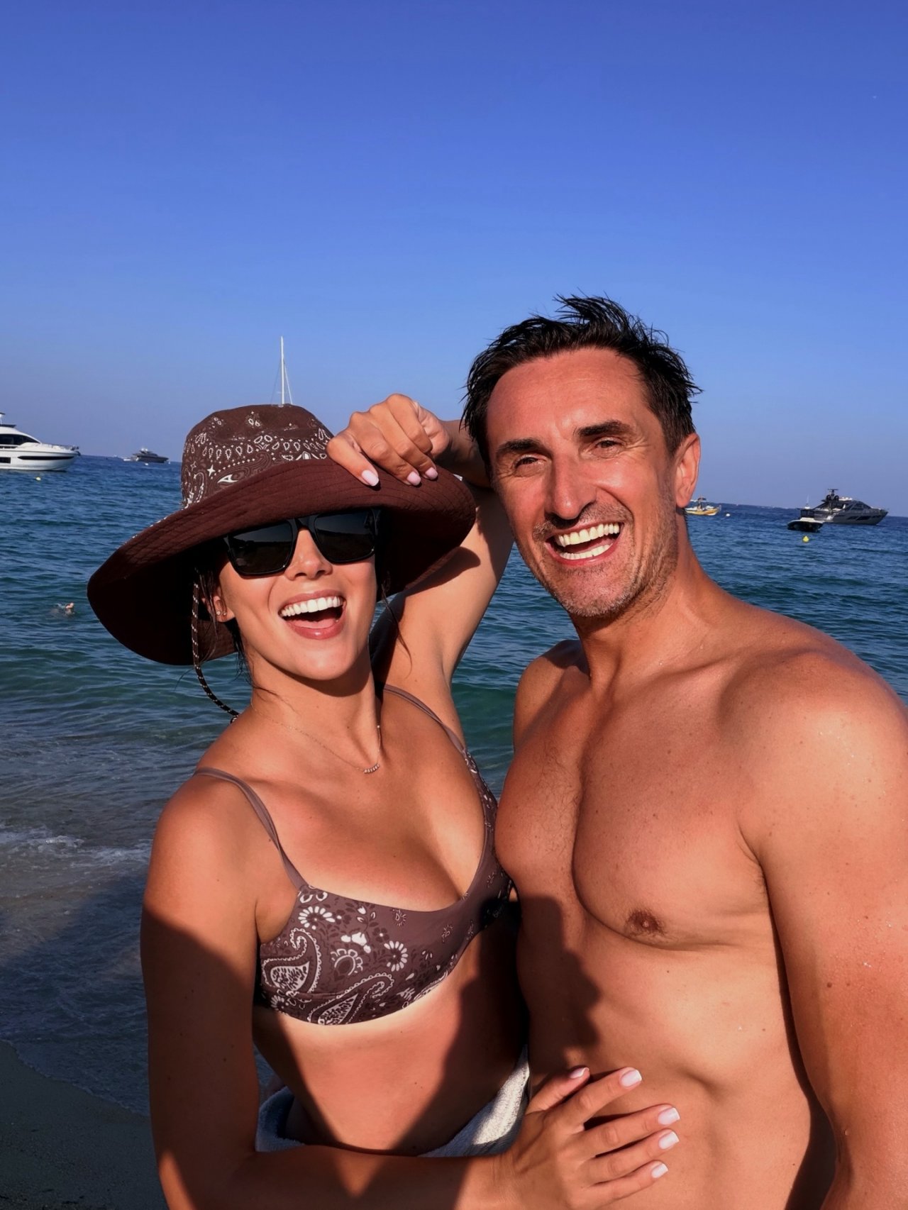 paulina krupińska w bikini z mężem w kąpielówkach