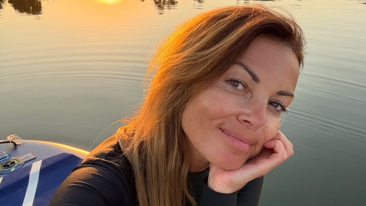 Katarzyna Glinka bezwstydnie pokazała ciało w bikini i uderzyła w hejterów. Internauci nie mają litości: "Starsza pani" [zdjęcia]