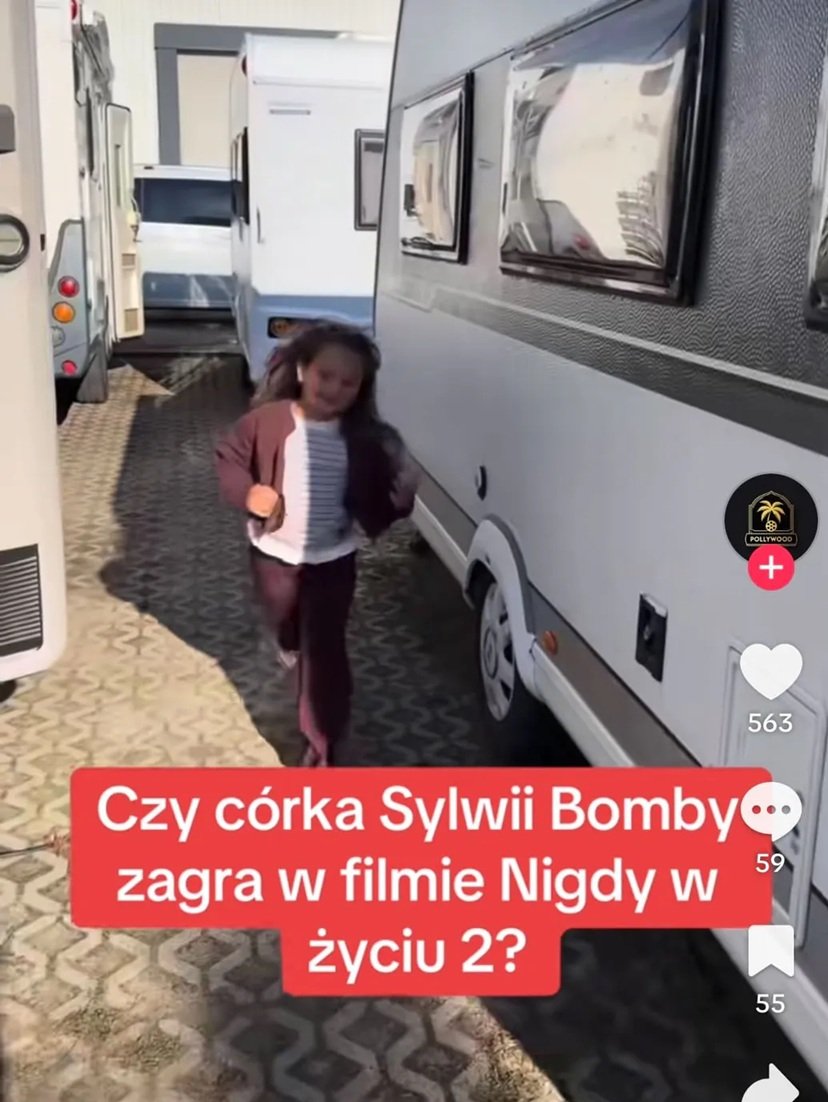 córka sylwii bomby przy przyczepie
