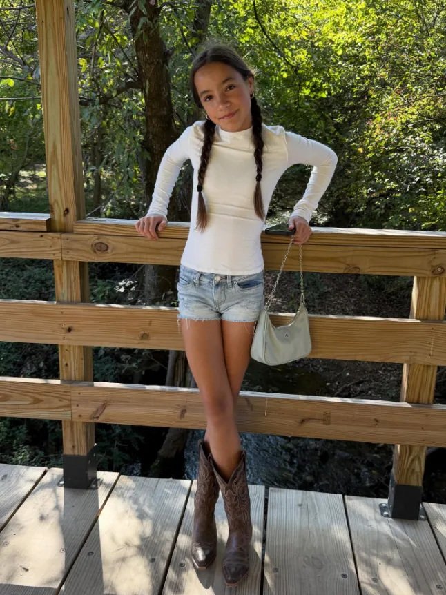 cóka chada lowe