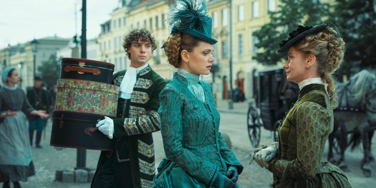 kadr z serialu lalka netflixa z Magdaleną Cielecką i sandrą drzymalską