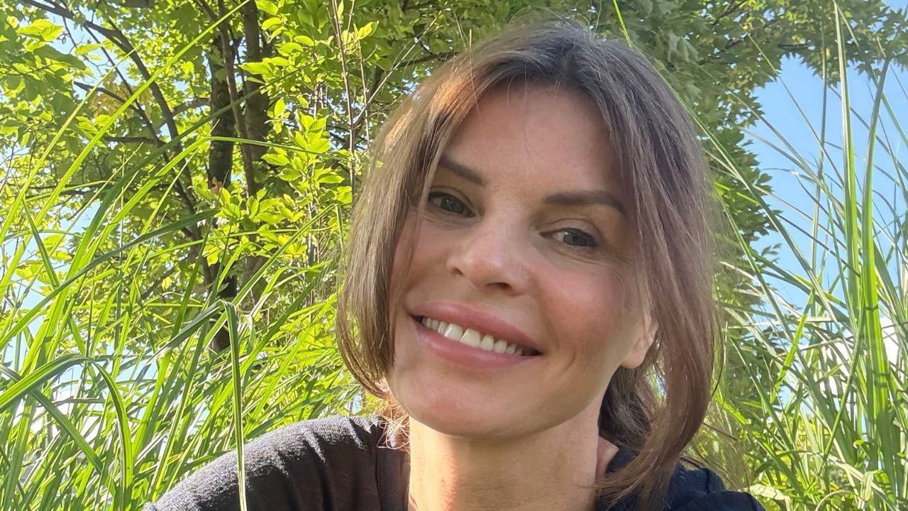 54-letnia Renata Gabryjelska rozgrzała sieć do czerwoności. Wbiła się w skąpy, koronkowy gorset, fani oniemieli [zdjęcie]
