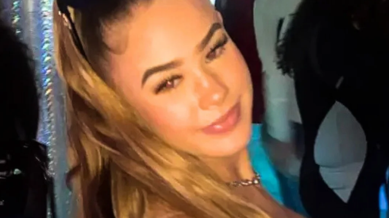 brooke george zbliżenie na twarz