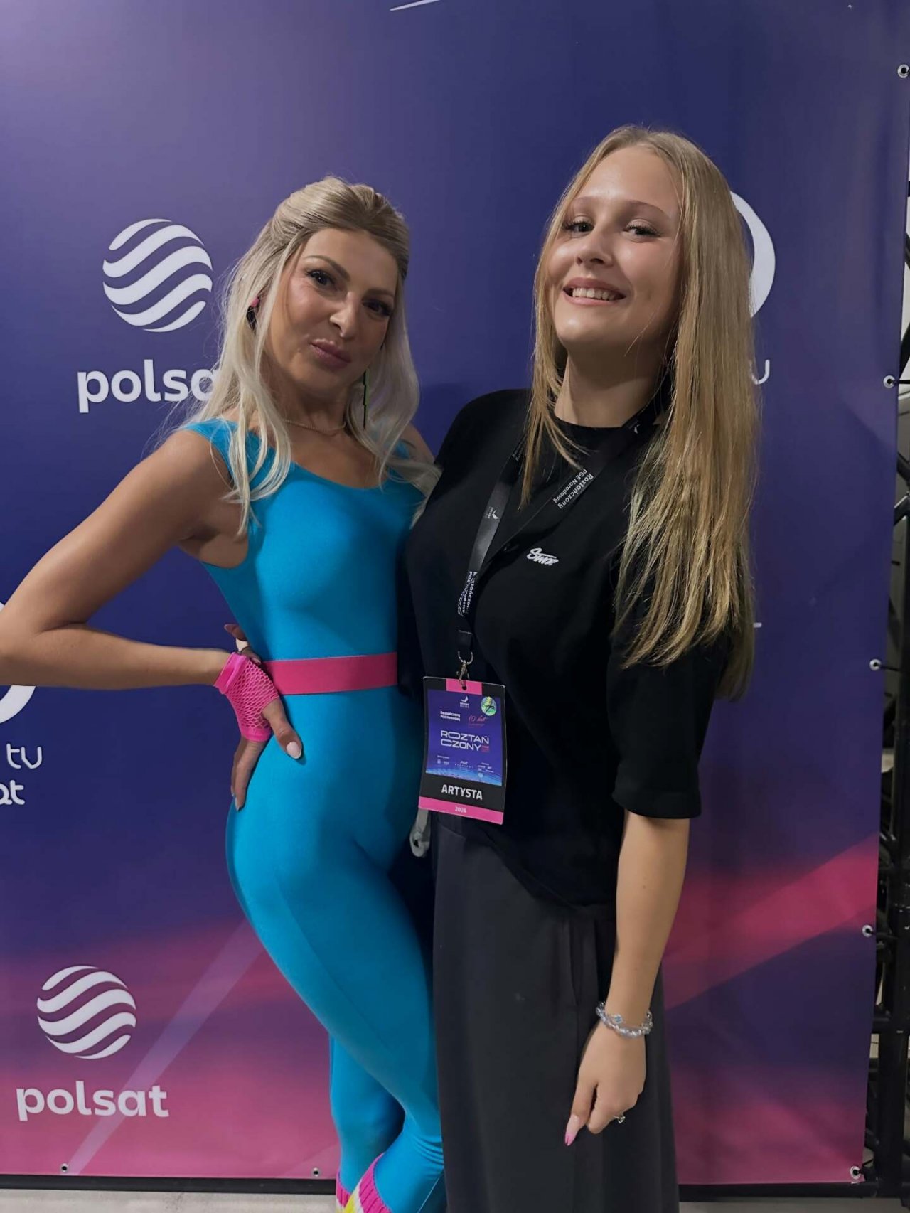 magda narożna pozuje z córką na ściance