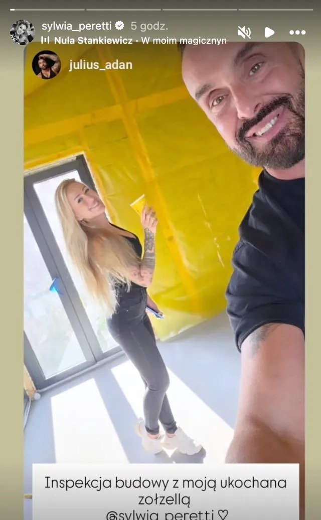 Sylwia Peretti u boku przyjaciela