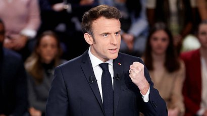 Emmanuel Macron zwycięzcą drugiej tury wyborów prezydenckich we Francji! Jak świętuje Polska? Są memy!