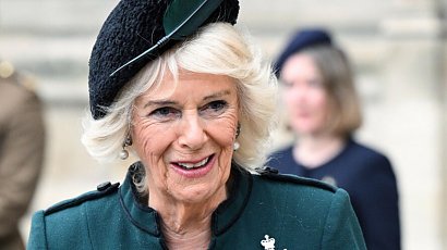 Królowa Camilla elegancka bardziej niż zwykle? Jej płaszcz to klasa sama w sobie!