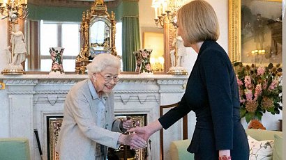 Liz Truss na pogrzebie Królowej Elżbiety II. Nowa premier Wielkiej Brytanii spotkała się z królową na dwa dni przed jej śmiercią