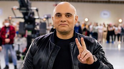 Dominik Abus rozpętał burzę z powodu skarpetek! "Zabrałeś je córce? Brakuje tylko leginsów"