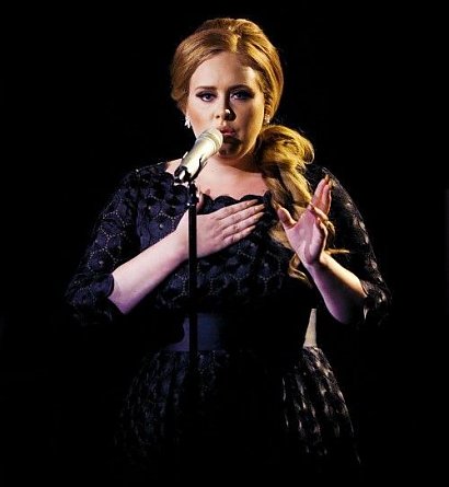Adele - co najmniej 750 tys. $