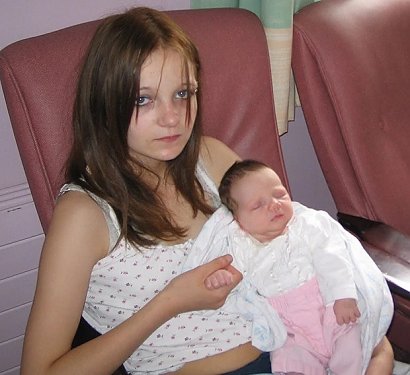 Tressa Middleton zaszła w ciążę w wieku 11 lat w wyniku gwałtu. Jednak dziewczyna nie zdecydowała się na aborcję, tłumacząc, że dziecko traktuje jako największe błogosławieństwo po dramacie jaki ją spotkał.
