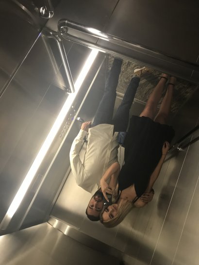Znalazło się nawet selfie w windzie :)