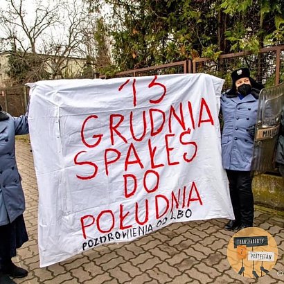 Hasła z transparentów ze Strajku Kobiet
