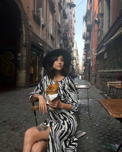 jego dziewczyną jest starsza o trzy lata 25-letnia modelka, Giorgia Soleri!
