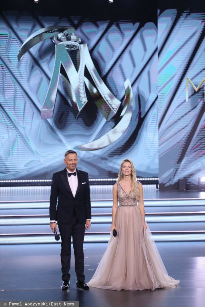 Finałową galę Miss Polski 2021 poprowadził Krzysztof Ibisz i Izabela Janachowska.