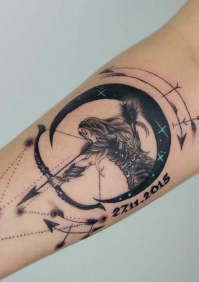 Tatuaż a znak zodiaku - idealne zdobienia dla zodiakalnego Strzelca!