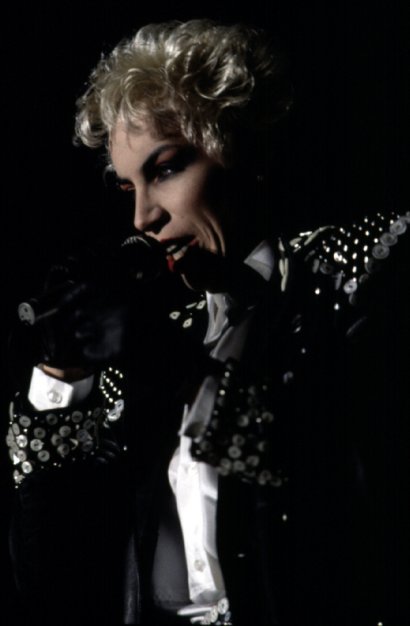 Na pewno większość z nas piosenki Annie Lennox.