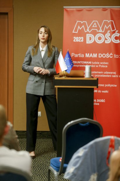 Marianna Schreiber we wtorek 10 maja zjawiła się na konferencji prasowej własnej partii o sugestywnej nazwie MAM DOŚĆ 2023.