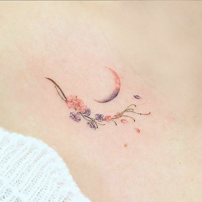 Zobacz tatuaże z motywem księżyca!