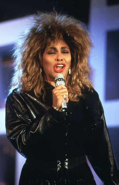 Tina Turner kończy 83 lata! Zobacz, jak zmieniała się przez kilkadziesiąt lat swojej kariery.