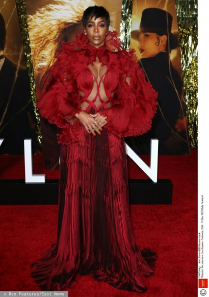 Kelly Rowland w czerwonej sukni